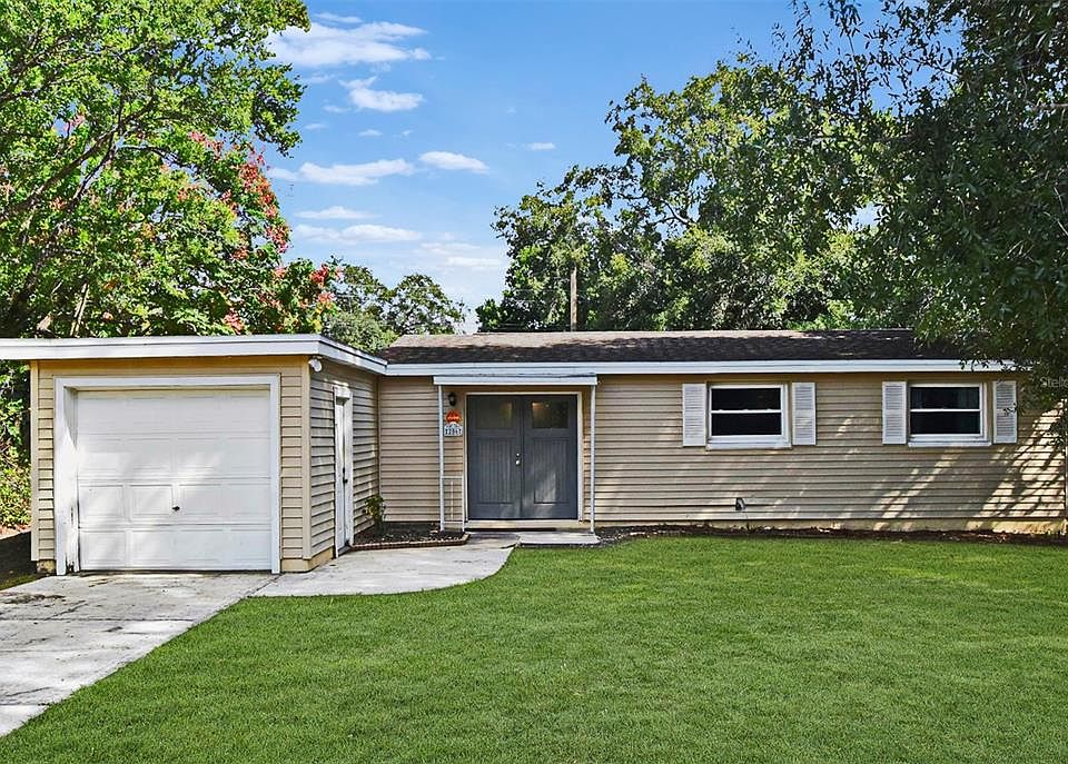 1st image of 206 E LAKE BRANTLEY DRIVE