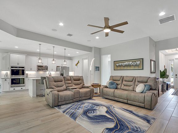 4th image of 5498 NW Dabney Court