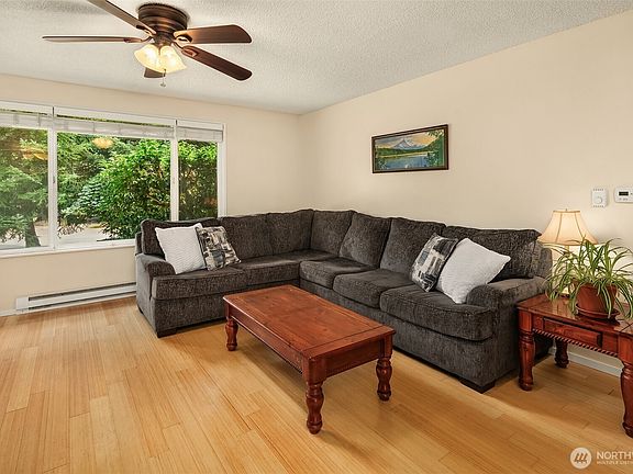 New double-pane windows provide pleasant natural lighting throughout the home.>