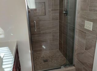 2883 Charing Rd, Columbus, OH 43221