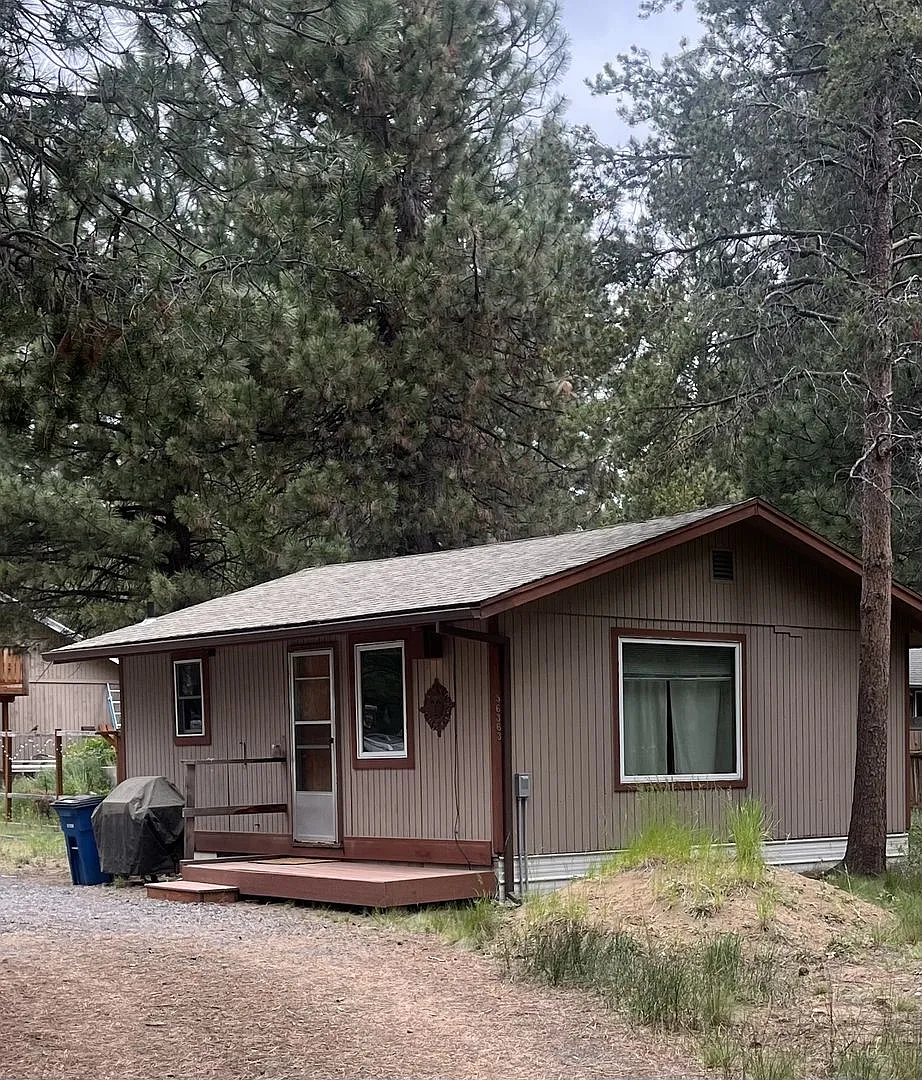 Available Now! | Three Rivers South | 6-Month Lease — Photo 1