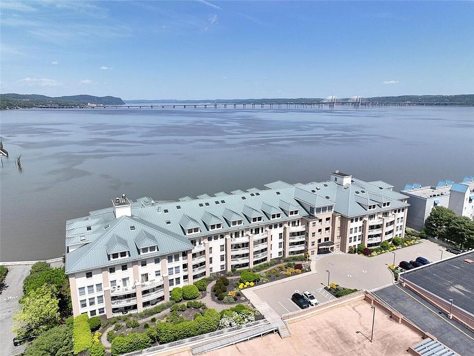 1st image of 110 Harbor Cove