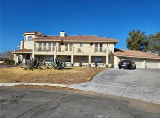 13790 Chateau Ct, Apple Valley, CA 92307