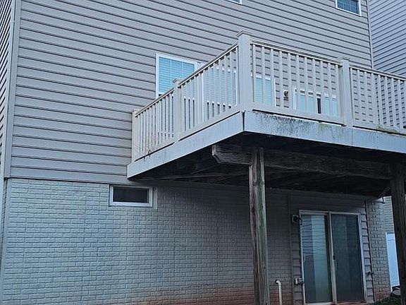 3rd image of 2107 Battery Ln