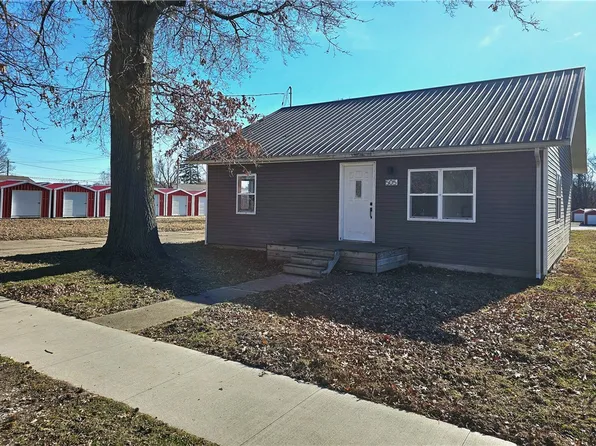 505 W Pleasant St, Greenup, IL 62428