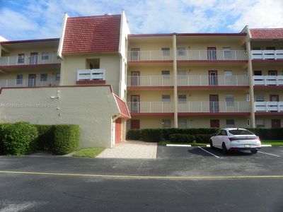 1020 Country Club Dr APT 105, Pompano Beach, FL, 33063