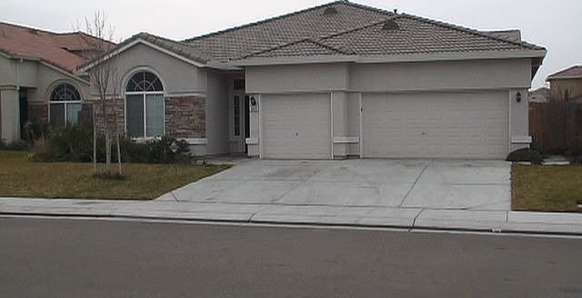 1st image of 9879 Noemi Ct