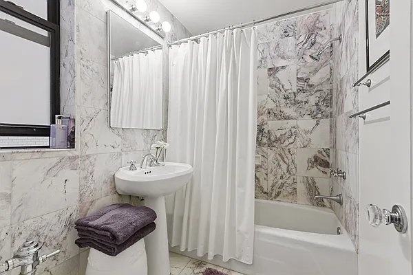 Sold by Corcoran | media 6