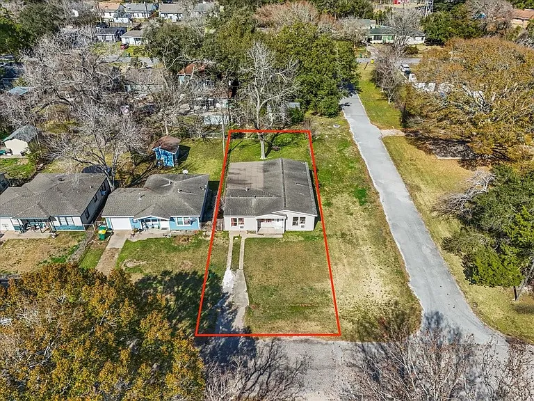 1002 Orange St — Photo 5