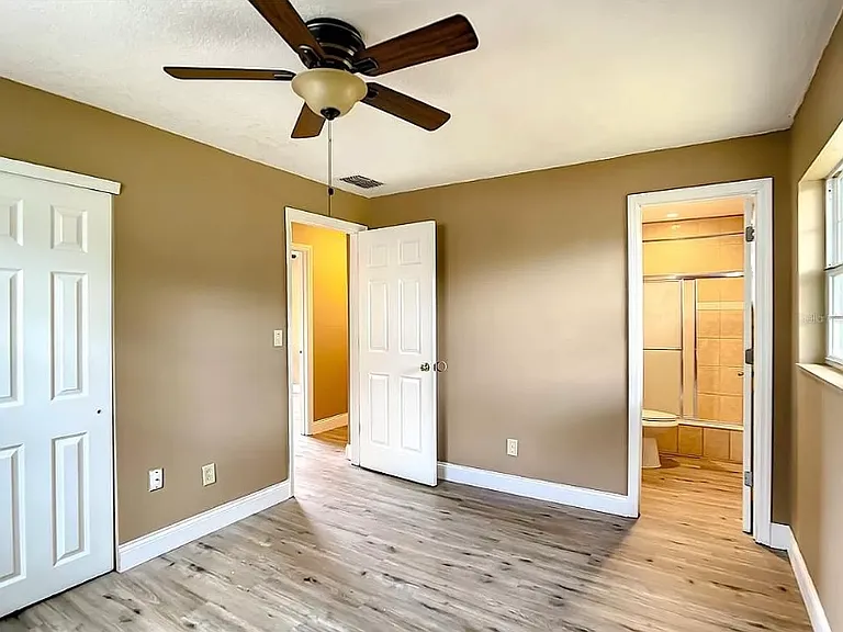1 bed, 1.0 bath, 120 sqft, $875 — Photo 11
