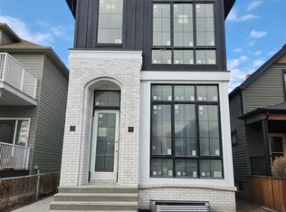 806 S 23rd Ave SE, Calgary, AB T2G1N8