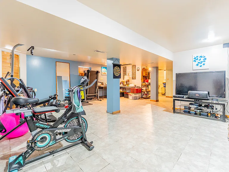 3536 S 61st Ct — Photo 20