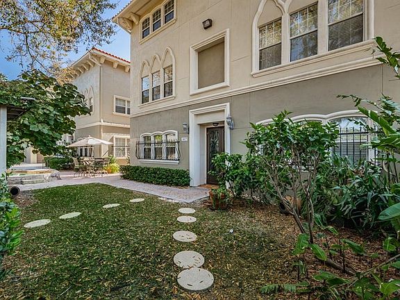 5th image of 3017 W Bay View Ave #C