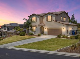 15500 Via Bassano Dr, Bakersfield, CA