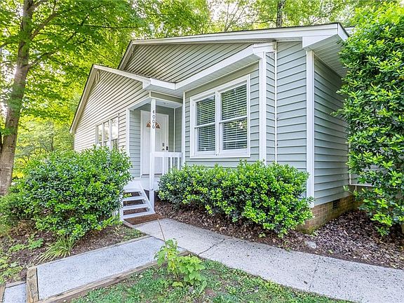 2nd image of 4006 King Edward Ct
