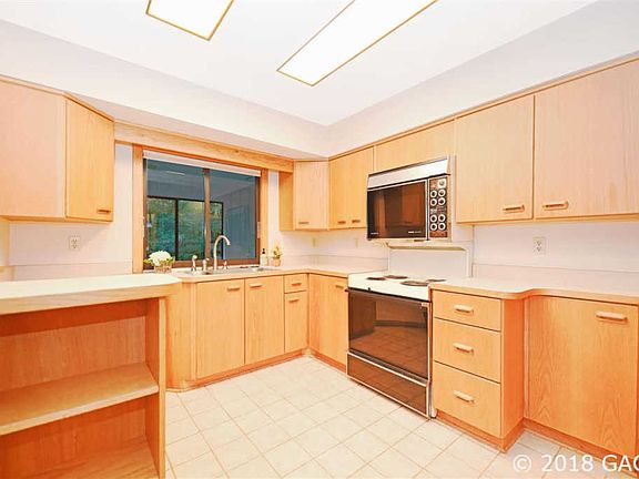 4th image of 2721 NW 37th Ter