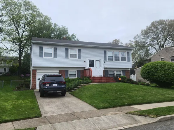 800 Lawnton Ave, West Deptford, NJ 08096