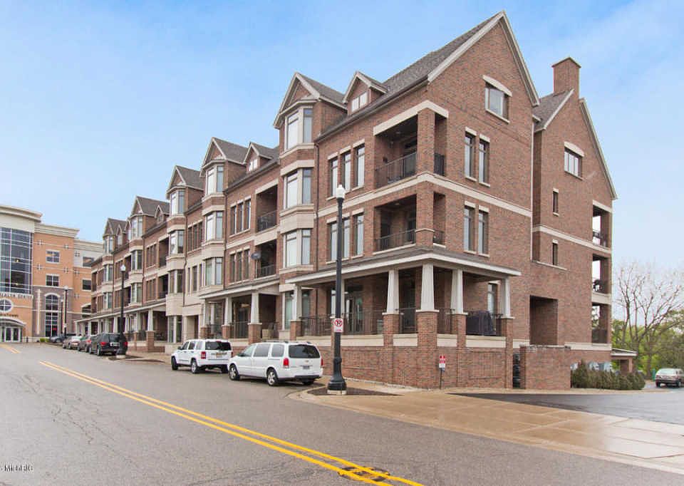 1st image of 430 Union Ave NE APT 310