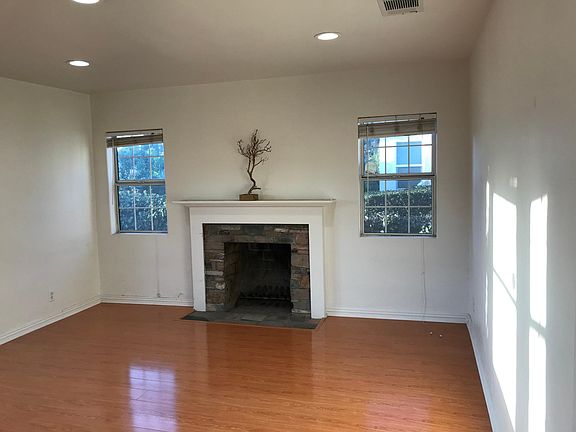 3rd image of 3424 Burton Ave