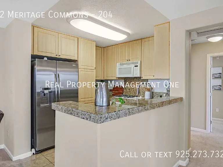 32 Meritage Cmn #204 — Photo 15