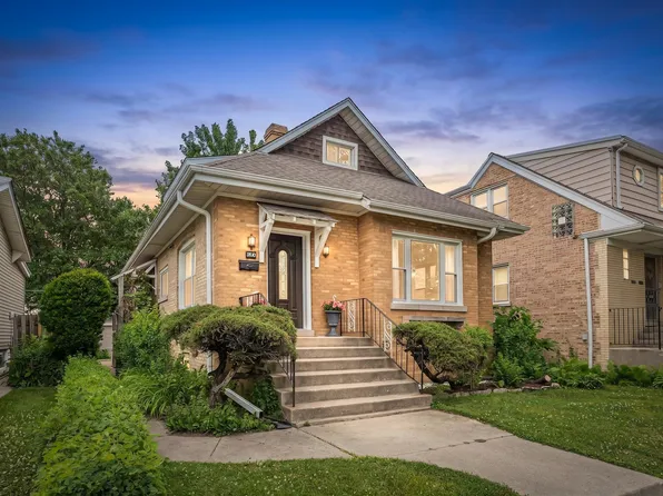 5830 N Nagle Ave, Chicago, IL 60646