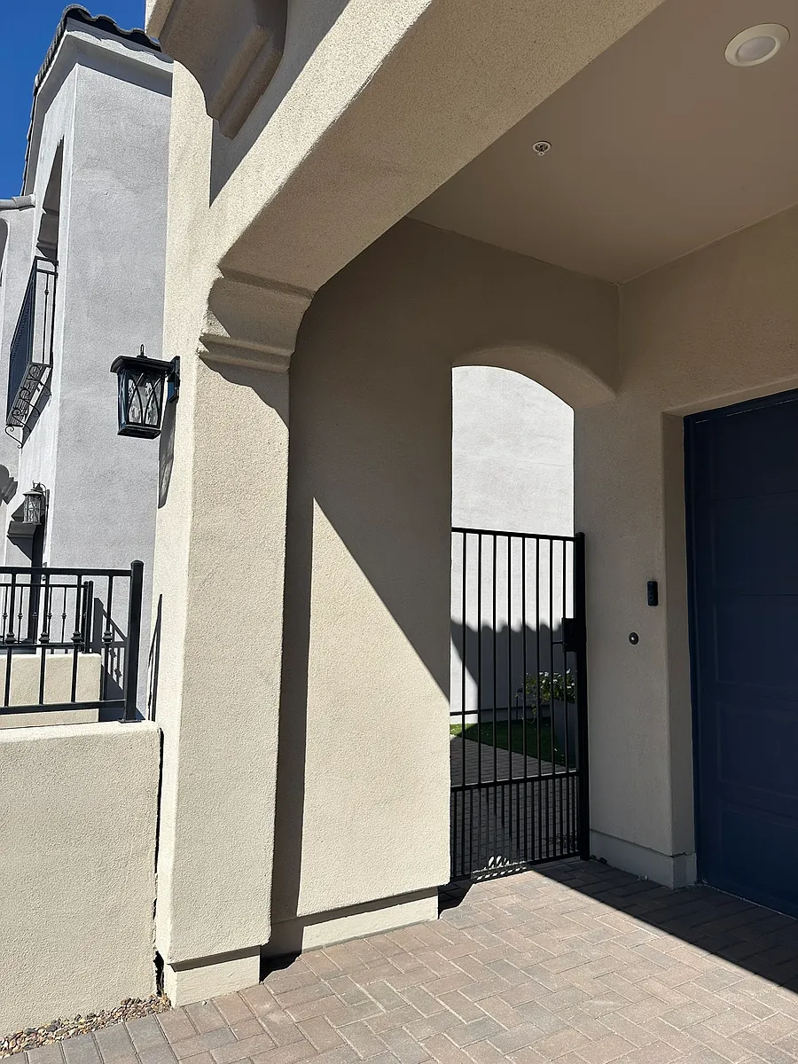 Building Photo - 266 E Markwood Dr