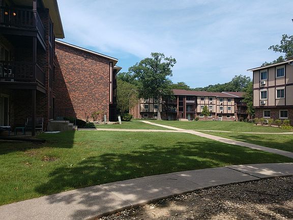 2nd image of 23443 S Western Ave APT F61