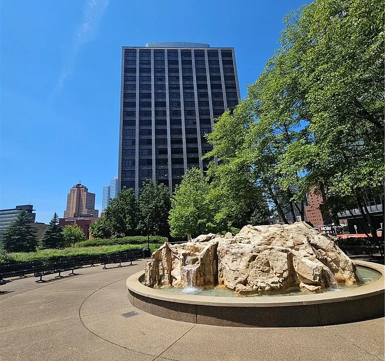 112 Washington Pl #12K