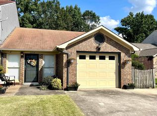 2214 Westbury Ct SW, Decatur, AL 35603