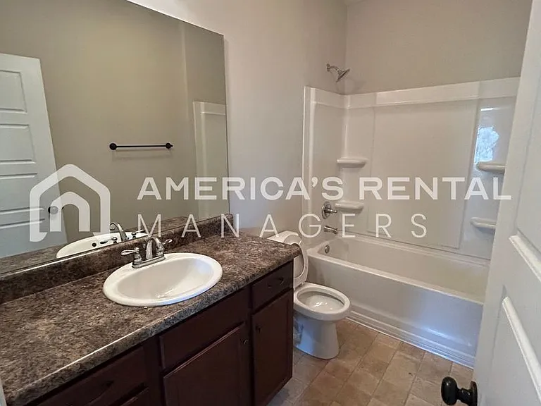229 Union Station Dr — Photo 7