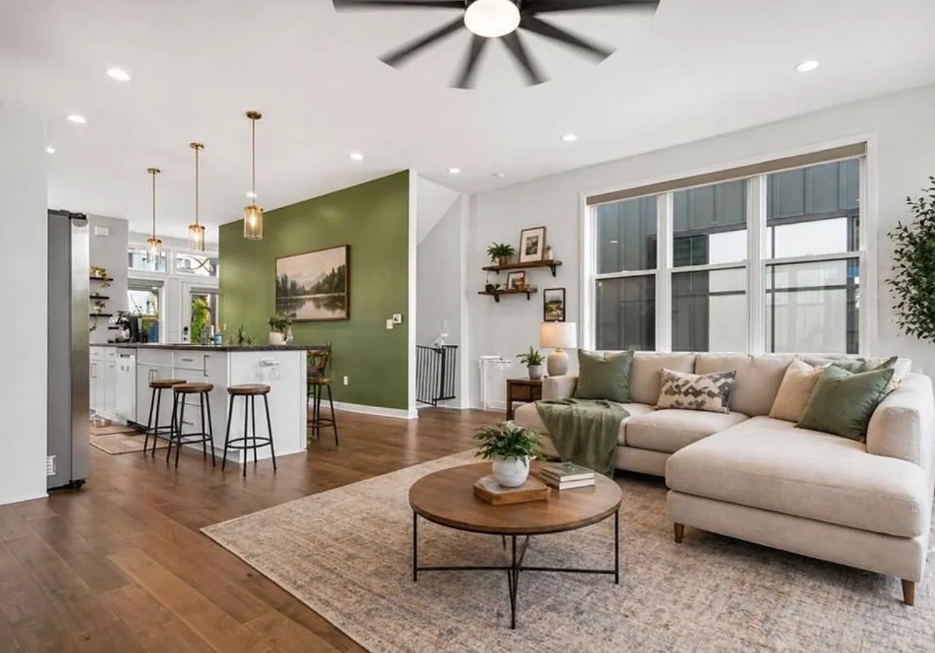 3 bed, 2287 sqft, $3,450 — Photo 1