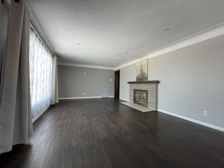 6210 Thomas Ave S — Photo 3
