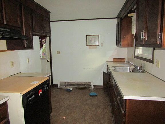 3rd image of 41 Bagley Road