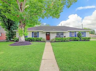 5802 Ettrick Dr, Houston, TX 77035