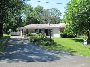 5711 Marietta Dr, Crystal Lake, IL