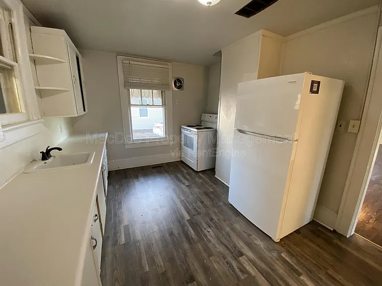 1013 Terrace St — Photo 12