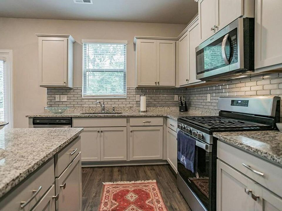 1st image of 2335 Annes Lake Cir
