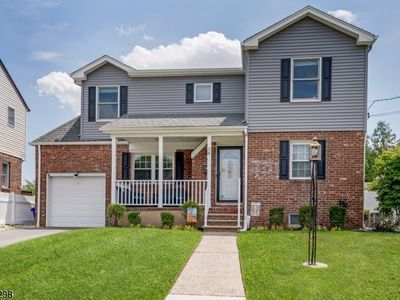 28 Spindler Ter, Saddle Brook, NJ, 07663