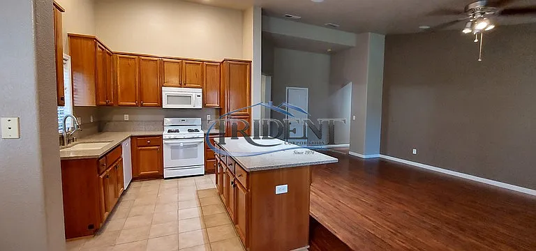 116 Corbin Dr — Photo 8