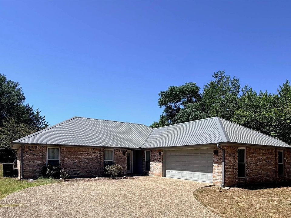 1st image of 306 Lone Star Ln