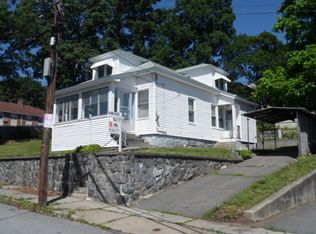 11 Weare St, Lawrence, MA 01843