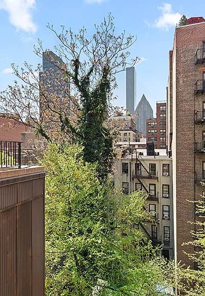 320 E 55th St #TOWNHOUSE — Photo 19