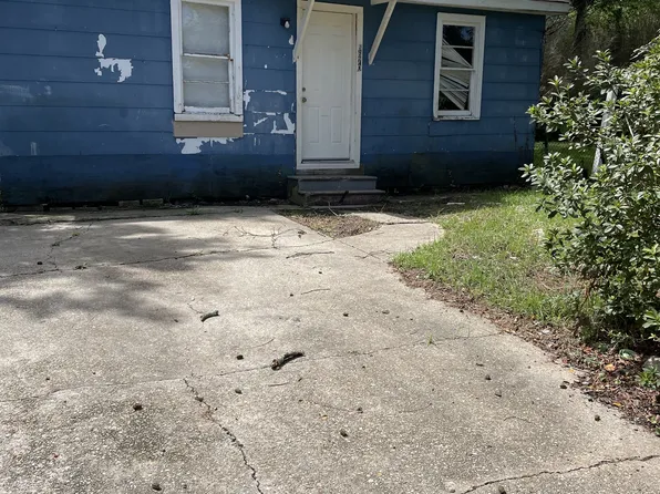 5670 Peerless St, Baton Rouge, LA 70811