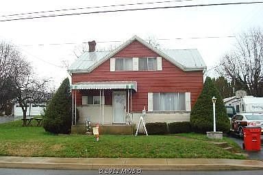 1st image of 447 S Carlisle St