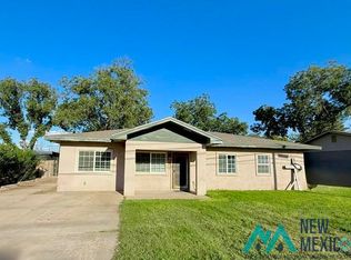 1012 N 8th St, Carlsbad, NM 88220