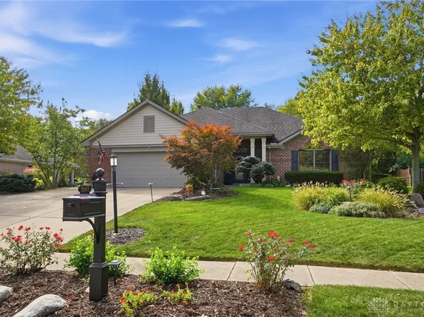 9887 Arn Dr, Dayton, OH 45458