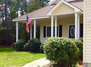 1042 Statesville Rd, Southport, NC 28461