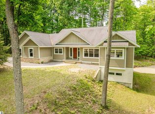 2577 Blue Meadow Dr, Traverse City, MI 49685