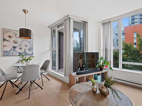 5th image of 550 Pacific St #507