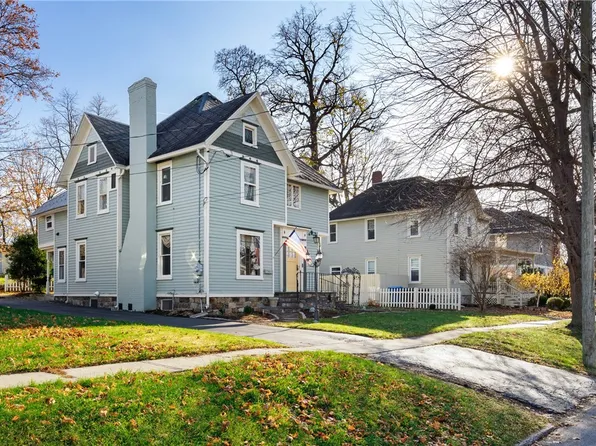 111 Stark Ave, Penn Yan, NY 14527